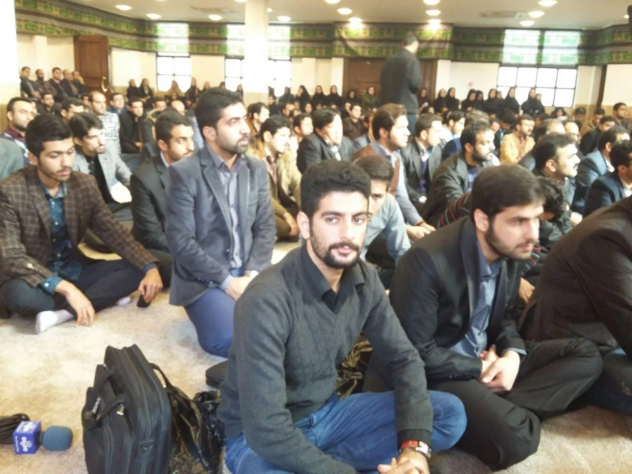 دیدار جمعی از دانشجویان دانشگاه فرهنگیان به همراه مشاوران جوان استانداری گلستان با حضرت آیت الله نورمفیدی نماینده ی معزز ولی فقیه در استان گلستان و امام جمعه ی محبوب گرگان 3