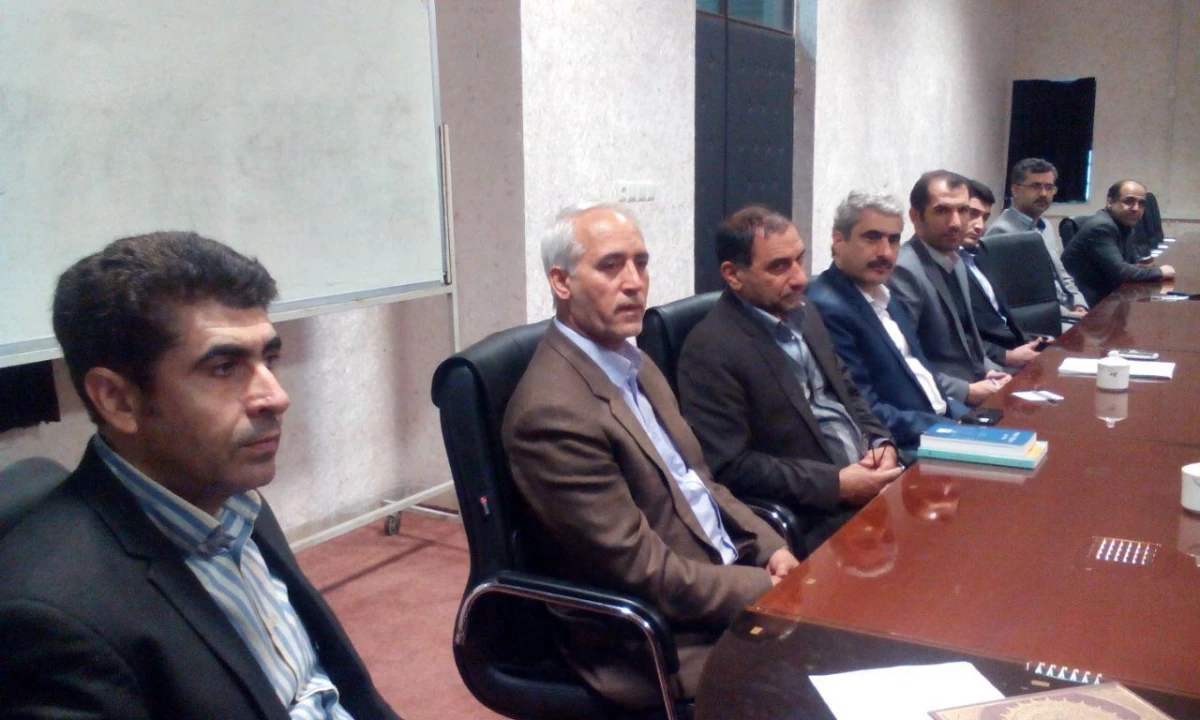 برگزاری جلسه ی توجیهی مصاحبه کنندگان آزمون استخدامی آموزش و پرورش 5