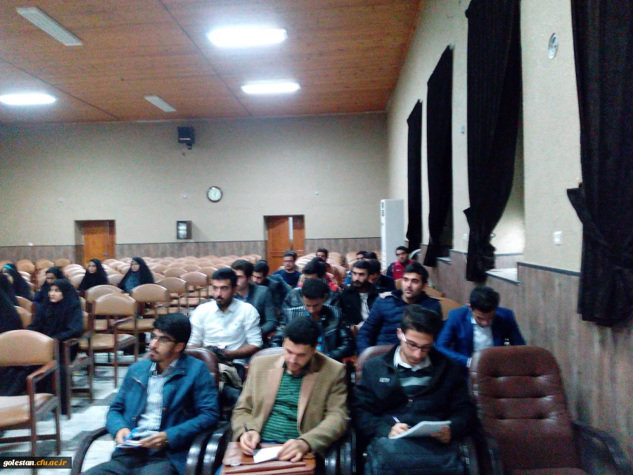 برگزاری نشست هم اندیشی دبیران انجمن های علمی، کانون های فرهنگی و شوراهای صنفی پردیس های استان 4