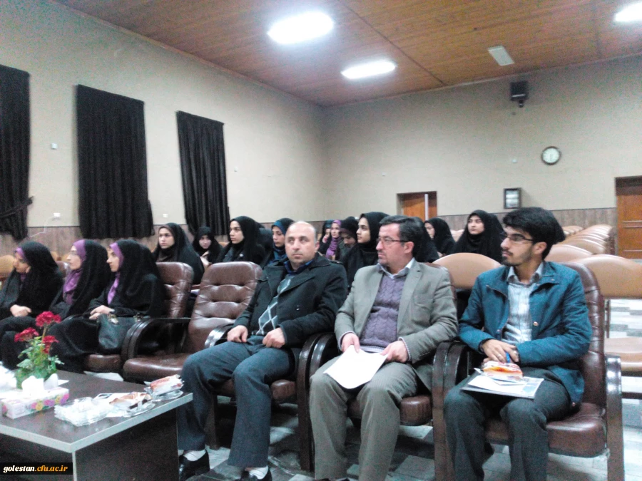 برگزاری نشست هم اندیشی دبیران انجمن های علمی، کانون های فرهنگی و شوراهای صنفی پردیس های استان 8