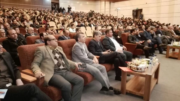 شرکت دکتر مسعودی سرپرست دانشگاه فرهنگیان استان گلستان در همایش توسعه استان با ایده های جوانان