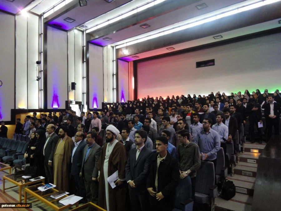 نشست دانشجویی به مناسبت روز ملی فناوری هسته ای و هنر انقلاب اسلامی