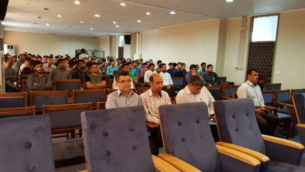 نشست صمیمی مدیرکل آموزش و پرورش استان با دانشجومعلّمان در شرف فارغ التحصیلی 2