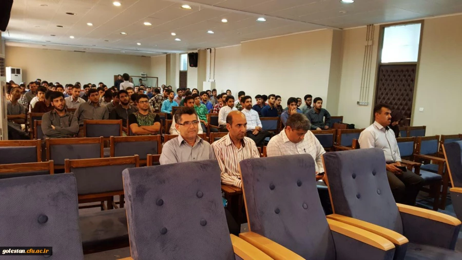 نشست صمیمی مدیرکل آموزش و پرورش استان با دانشجومعلّمان در شرف فارغ التحصیلی 2