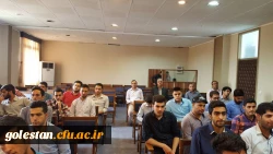 نشست صمیمی مدیرکل آموزش و پرورش استان با دانشجومعلّمان در شرف فارغ التحصیلی 4