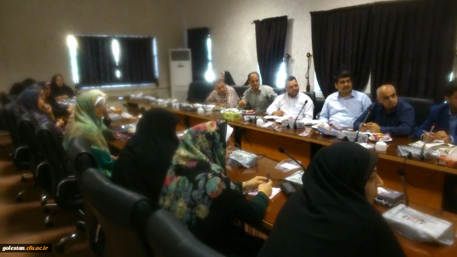 ششمین جلسه برنامه تعالی مدیریت مدرسه برگزار شد. 5