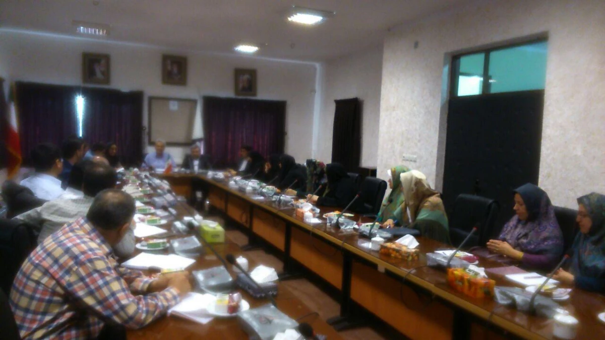 ششمین جلسه برنامه تعالی مدیریت مدرسه برگزار شد. 5