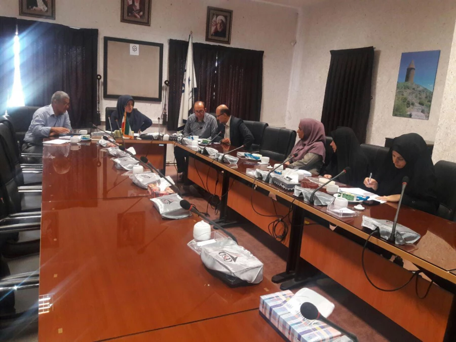 برگزاری جلسه توجیهی  شیوه نامه دانشجومعلّمان متعدخدمت به آموزش و پرورش 4