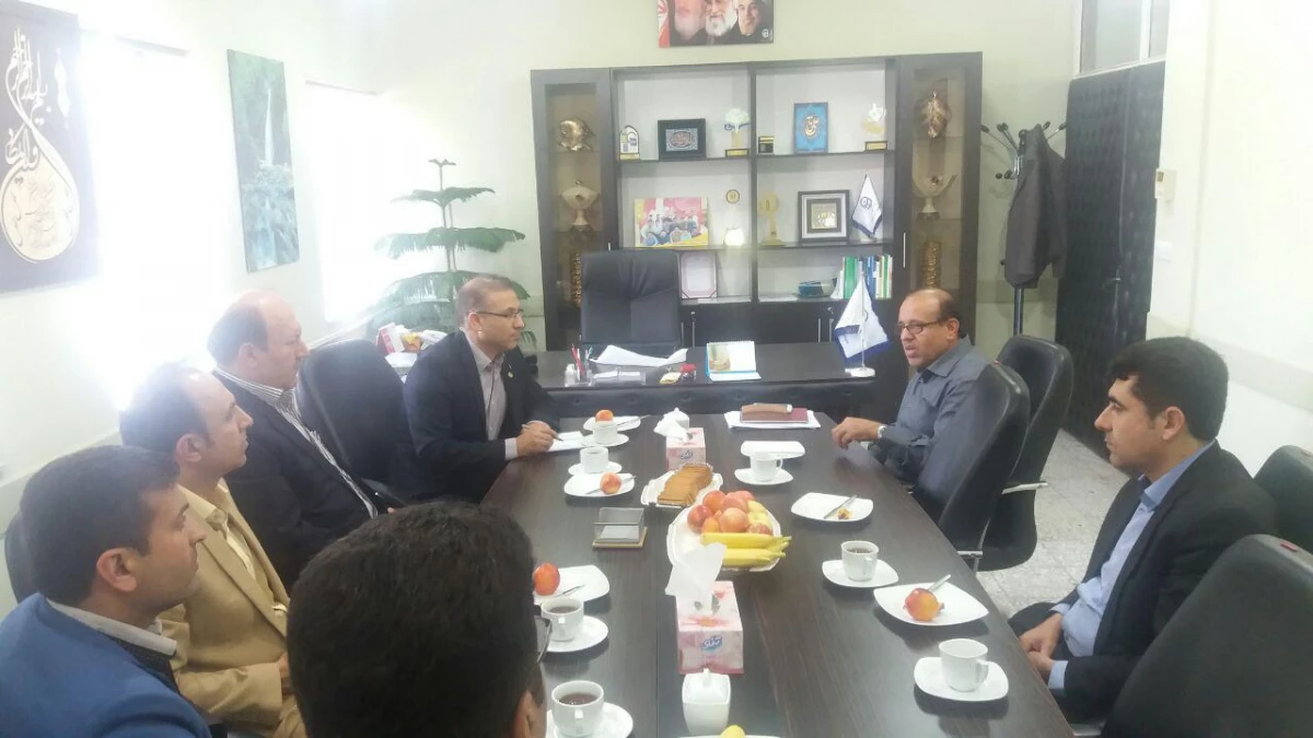 نشسست دوساعته مدیرعامل سرپرستی بانک تجارت استان با سرپرست دانشگاه 2