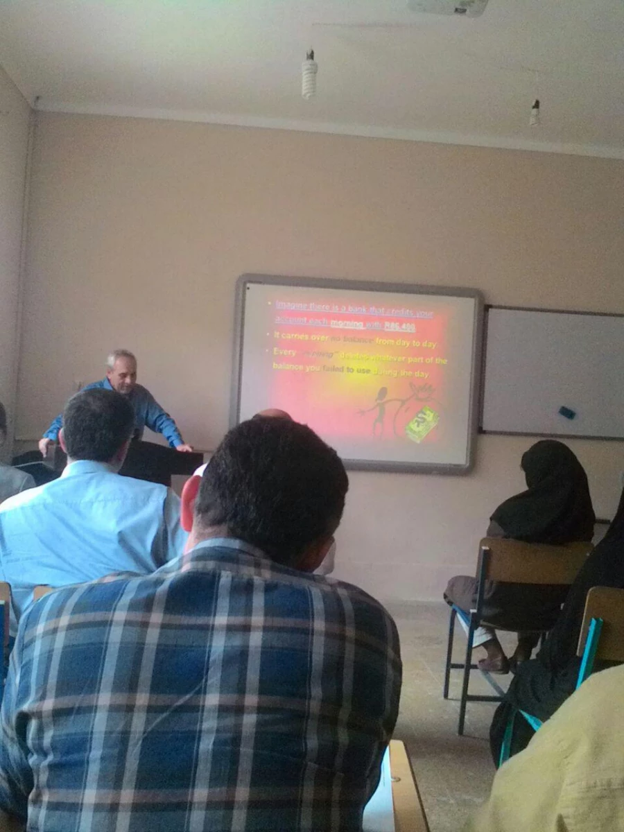 برگزاری دوره های بالندگی حرفه ای کارکنان در پردیس خواهران 4