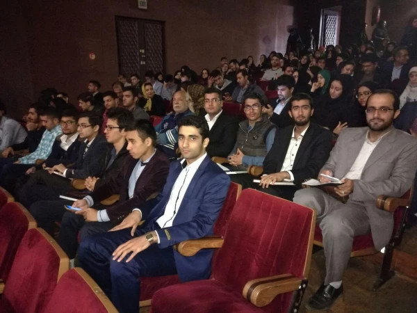 حضور کارکنان و دانشجومعلّمان دانشگاه در همایش آموزشی ارتیاط موثر به روایت تصاویر 3