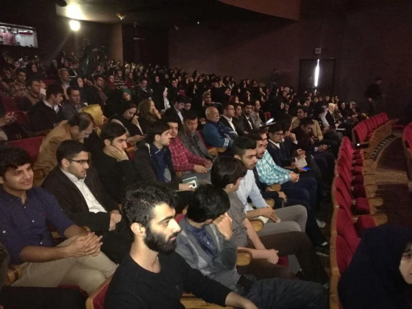 حضور کارکنان و دانشجومعلّمان دانشگاه در همایش آموزشی ارتیاط موثر به روایت تصاویر 6