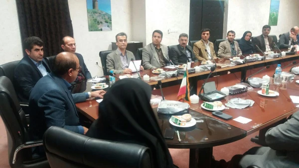 دکترمسعودی درجلسه شورای اداری دانشگاه فرهنگیان استان گلستان مطرح کرد:
کارمندان سرمایه های اصلی دانشگاه هستند. 2