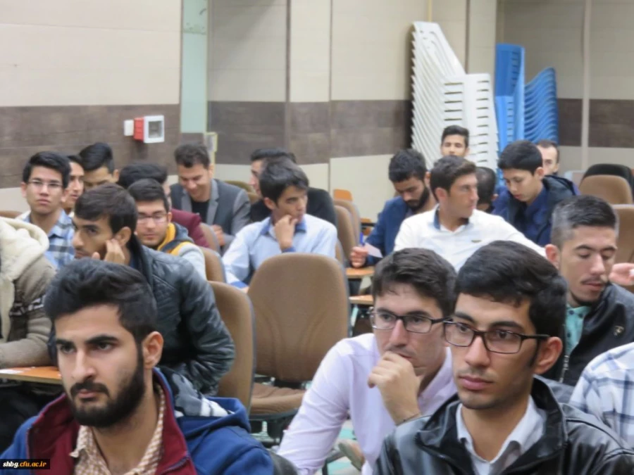 نشست هم اندیشی رئیس اداره آموزش و پژوهش مدیریت استانی با دانشجویان مرکز آموزش عالی شهیدبشهتی گنبدکاووس 4