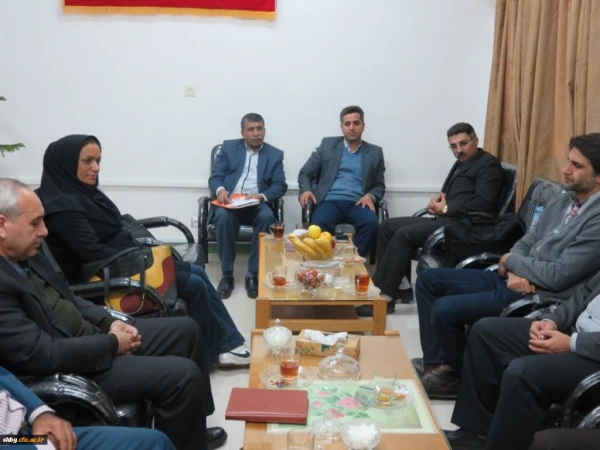 برگزاری جلسه هم اندیشی رئیس اداره آموزش و پژوهش مدیریت استانی با اساتید کارورزی 2