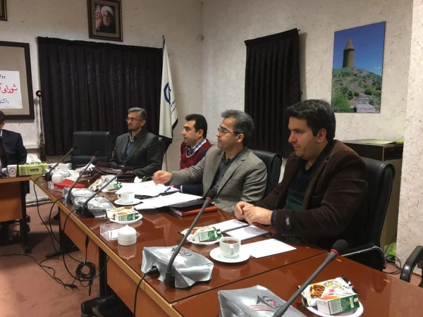 برگزاری شورای آموزش مدیریت استان 7