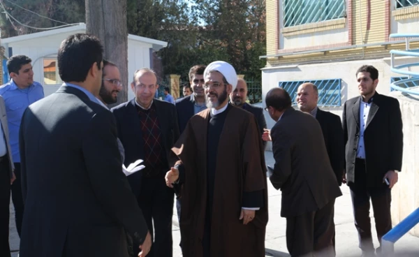 استقبال کم نظیر دانشجومعلّمان دانشگاه فرهنگیان از حجت الاسلام والمسلمین حاج آقای مازنی در مراسم بزرگداشت آیت الله هاشمی رفسنجانی 20