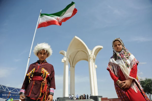 پدر ادبیات کلاسیک ترکمن معرفی شود
«مختوم قلی فراغی» شاعری برای تمام زمان ها 4