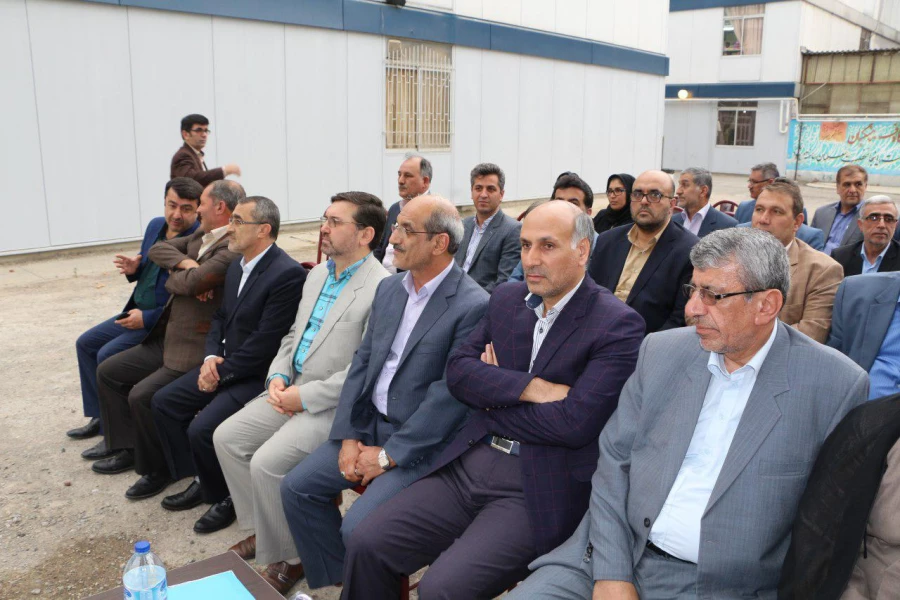 معاون وزیر: رسالت ما دربرابر شهدا حفظ استقلال، آزادی و وحدت کشور است. 32