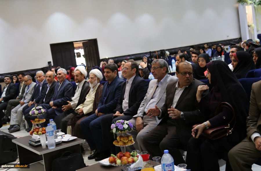 دکتر مهرمحمدی در مراسم دانش آموختگی دانشجویان گلستان:
به منظور توسعه حرفه ای دانشجو معلمان به زودی شبکه اختصاصی یادگیری در دانشگاه فرهنگیان راه اندازی می شود 3