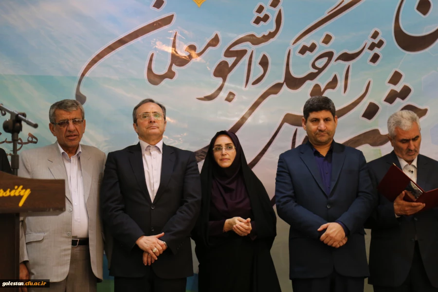 دکتر مهرمحمدی در مراسم دانش آموختگی دانشجویان گلستان:
به منظور توسعه حرفه ای دانشجو معلمان به زودی شبکه اختصاصی یادگیری در دانشگاه فرهنگیان راه اندازی می شود 14