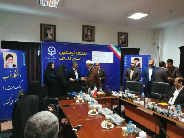 دکترمسعودی در مراسم تکریم و معارفه رئیس اداره حراست دانشگاه فرهنگیان مطرح کرد:
در دانشگاه فرهنگیان که وظیفه تربیت معلم را به عهده دارد، وظیفه مسئول حراست سنگین تر است. 8