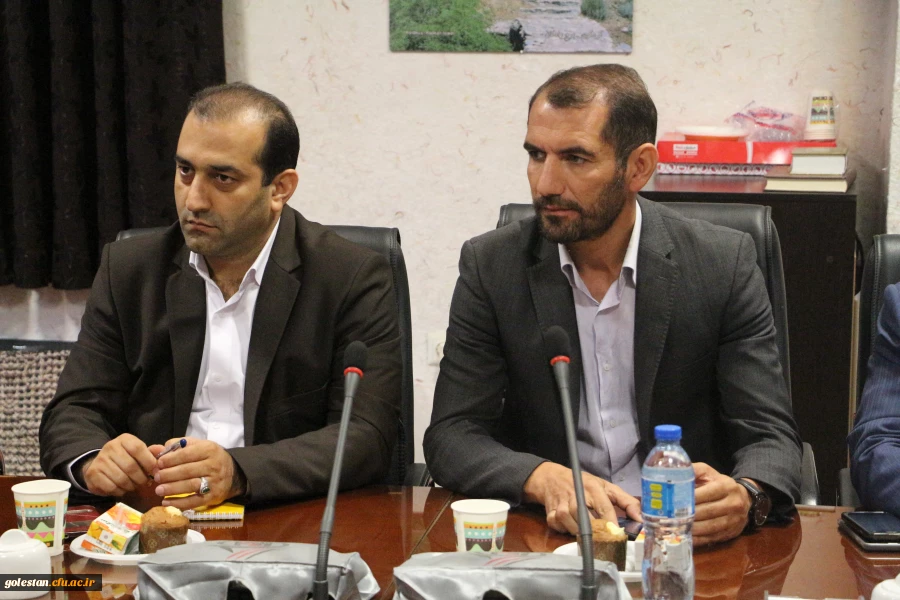 دکترمسعودی در مراسم تکریم و معارفه رئیس اداره حراست دانشگاه فرهنگیان مطرح کرد:
در دانشگاه فرهنگیان که وظیفه تربیت معلم را به عهده دارد، وظیفه مسئول حراست سنگین تر است. 5