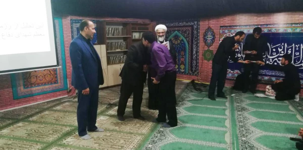 به مناسبت هفته دفاع مقدس طی مراسمی از ایثارگران دانشگاه فرهنگیان استان گلستان تقدیر شد 7