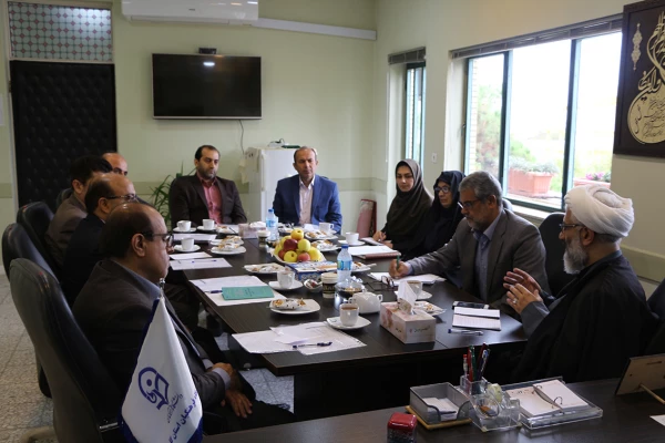 تشکیل اولین جلسه شورای امر به معروف و نهی از منکر دانشگاه فرهنگیان گلستان 4