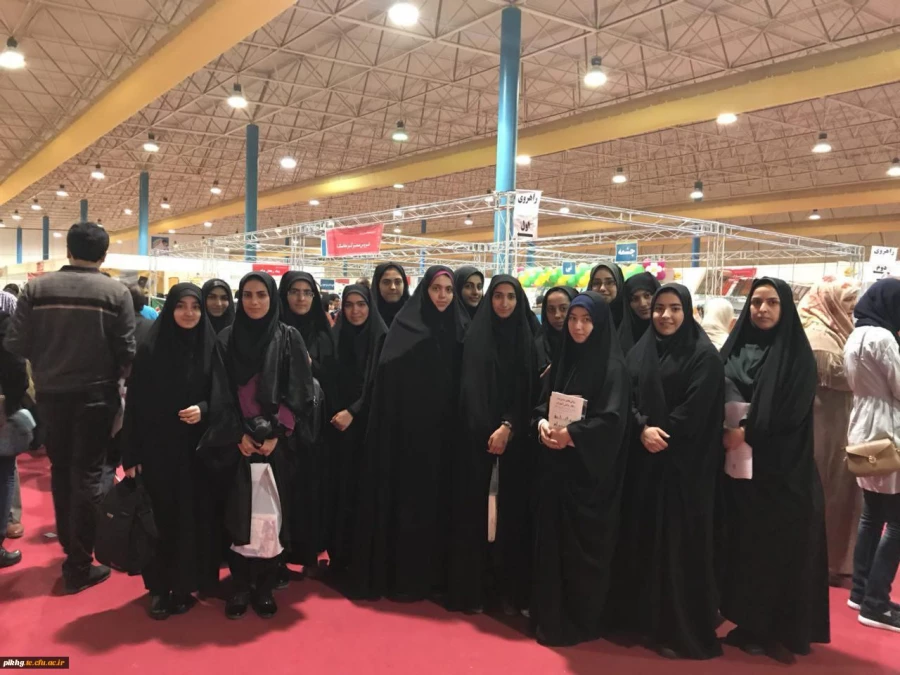 بازدید دانشجو معلمان استان گلستان از یازدهمین نمایشگاه سراسری کتاب گلستان 5