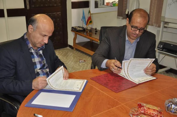 جلسه عقدتقاهم نامه بین دانشگاه فرهنگیان و مرکز بهداشت استان برگزار گردید. 6