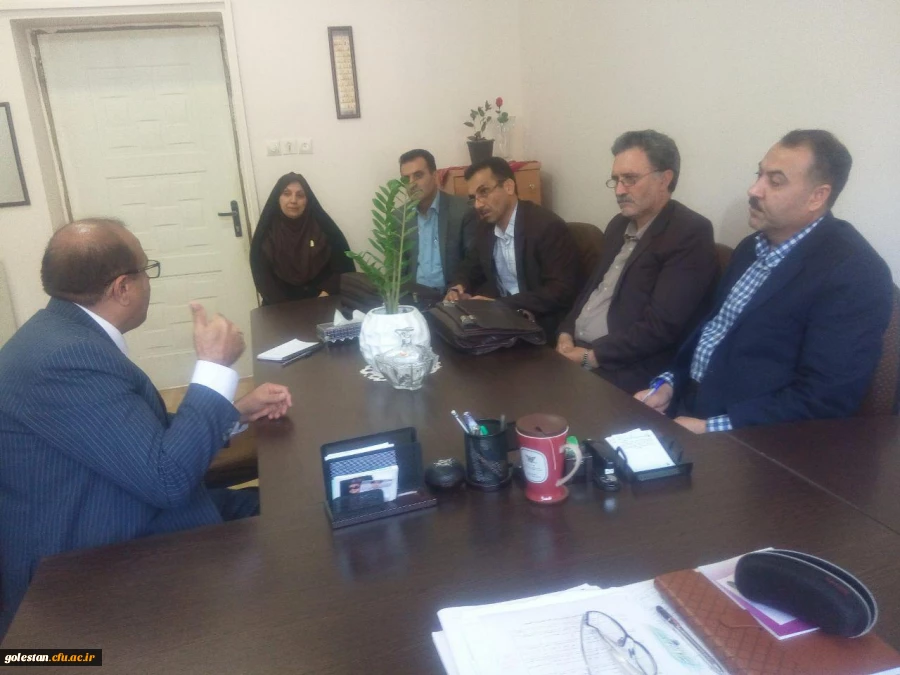نشست صمیمانه رئیس دانشگاه فرهنگیان استان گلستان با اساتید پردیس امام خمینی (ره) به مناسبت هفته کیفیت آموزش 2