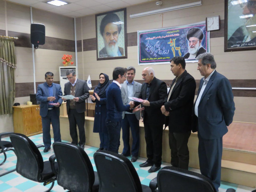 مراسم گرامیداشت روز دانشجو و هفته پژوهش در واحد دانشگاهی شهید بهشتی کنبد کاووس با حضور مسئولین دانشگاه برگزار گردید. 3