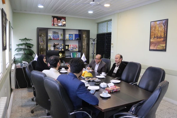 ملاقات آقای صدیقی مسئول بسیج دانشجویی دانشگاه فرهنگیان کشور با دکتر مسعودی سرپرست دانشگاه فرهنگیان استان 2