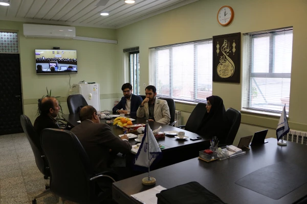 ملاقات آقای صدیقی مسئول بسیج دانشجویی دانشگاه فرهنگیان کشور با دکتر مسعودی سرپرست دانشگاه فرهنگیان استان 4