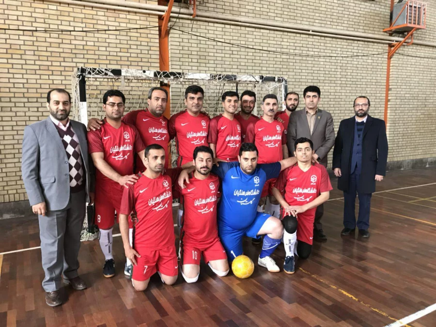 شرکت تیم فوتسال دانشگاه فرهنگیان استان درمسابقات گرامیداشت هفته شوراهای آموزش وپرورش 4