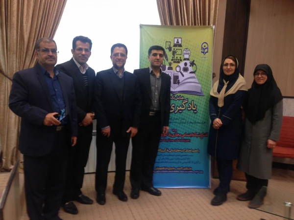 همایش یادگیری نوین با استفاده از فناوری اطلاعات و افتتاح شبکه اجتماعی شمیم 8