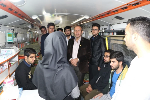 آموزش،مشاوره و آزمایش اچ آی وی به مناسبت هفته سلامت 2