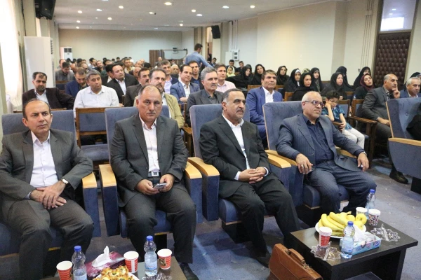 برگزاری مراسم متمرکز بزرگداشت مقام معلم وهفته آموزش 6