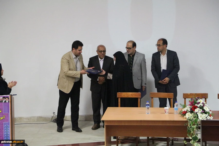 تجلیل از اساتید نمونه و پیشکسوت در اولین روز از اجلاس سراسری معاونین 8