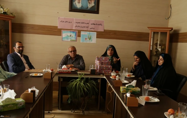 با حضور دکتر مسعودی و خانم دکتر غفاری، مدیرکل امور بانوان استانداری گلستان برگزار شد: 3