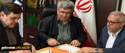 استان گلستان به عنوان اولین استان تفاهم نامه توسعه و تجهیز کتابخانه پردیس ها را با بنیاد خیریه آموزشی قلم چی امضاء نمود.