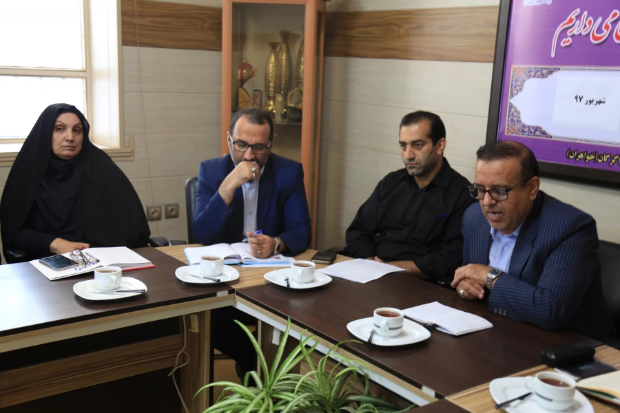 با حضور سرپرست مدیریت پردیس های استان جلسه شورای اداری پردیس امام خمینی(ره) برگزار شد. 2