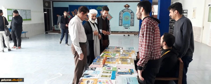 برگزاری نمایشگاه در پردیس آیت الله خامنه ای به مناسبت هفته بهداشت و سلامت روان 2