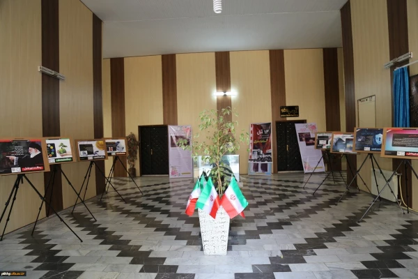 برگزاری کارگاه آموزشی و نمایشگاه عکس و تراکت به مناسبت هفته گرامیداشت پدافند غیر عامل در پردیس های دانشگاه فرهنگیان استان 8