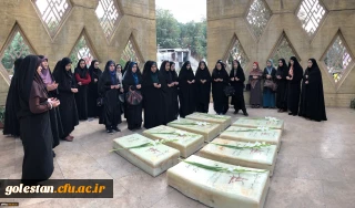 به مناسبت هفته قرآن و عترت برگزار شد:
غبارروبی مزار مطهر شهدای گمنام و تجدید میثاق با آرمان های انقلاب اسلامی ایران