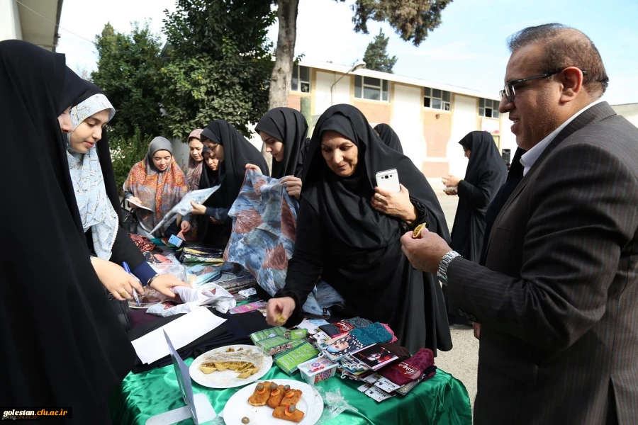 برگزاری جشنواره غذاهای بومی، محلی و بازارچه دانشجویی در پردیس امام خمینی(ره) 2