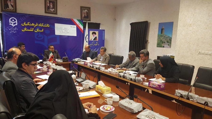 دکتر مسعودی در جلسه شورای مدیریت استان تأکید کرد:
در دانشگاه فرهنگیان اصل بر تحصیل شبانه روزی دانشجومعلّمان است. 2