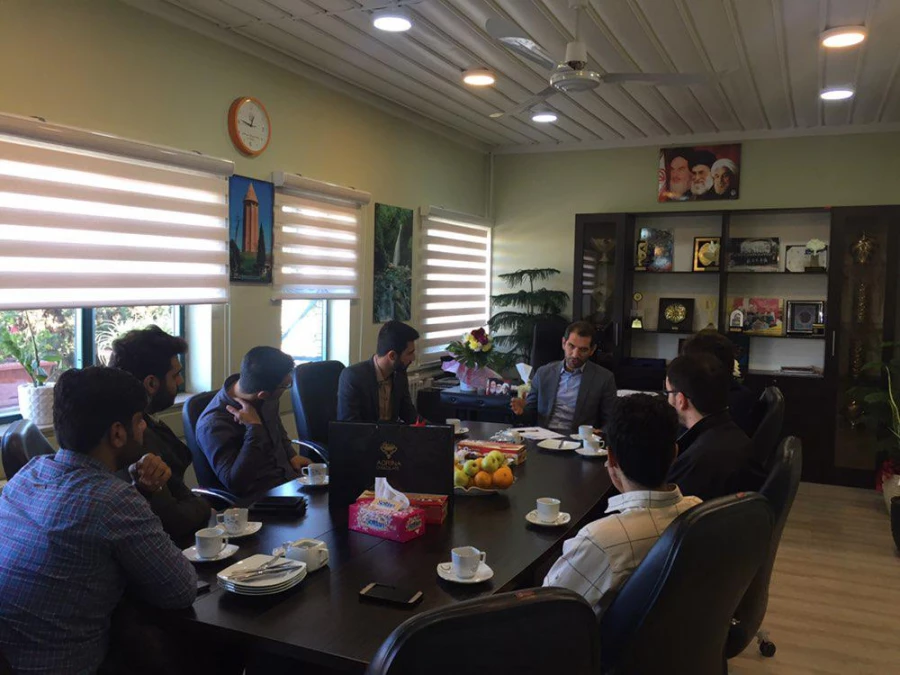 دیدار اعضای شورای مرکزی تشکل انجمن اسلامی دانشجویان پردیس آیت الله خامنه ای با سرپرست دانشگاه 4