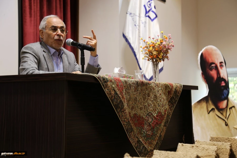 با میزبانی پردیس امام خمینی(ره) گرگان برگزار شد:
نشست تخصصی با موضوع شخصیت علمی و فرهنگی شهید چمران 2